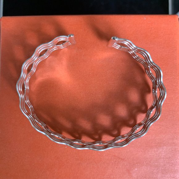 NWOT Italian Real Silver Wavy Cuff Bangle Bracelet - Picture 4 of 8